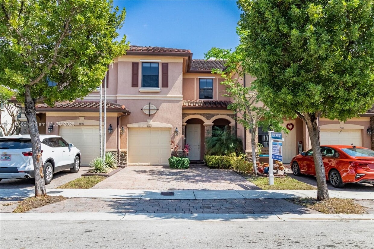 Primary Photo - 9045 W 33rd Ave