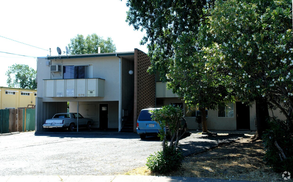 Foto del edificio - 1670 Haller