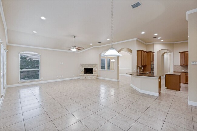 Foto del edificio - 23214 Crest View Way
