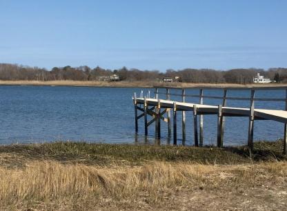Foto del edificio - 80 Little Neck Rd