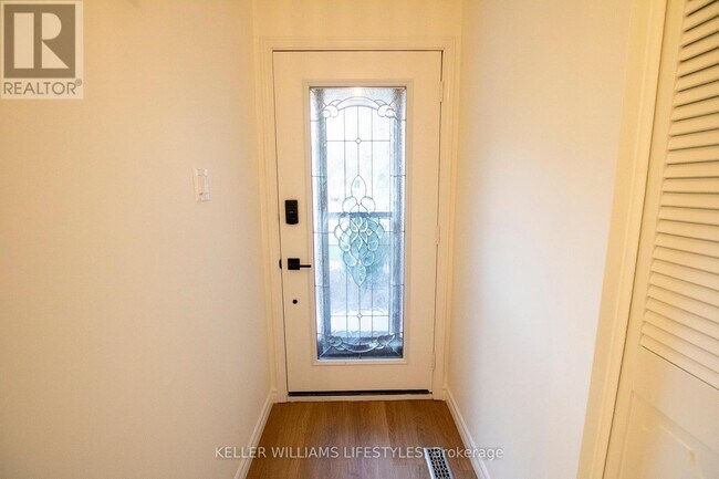 Photo du bâtiment - 59 Haliburton Pl