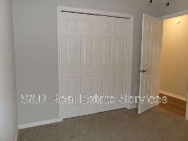 Building Photo - 1247 Mezzavalle Wy