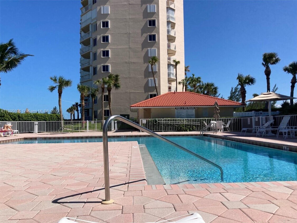 Foto principal - 3870 N Highway A1A