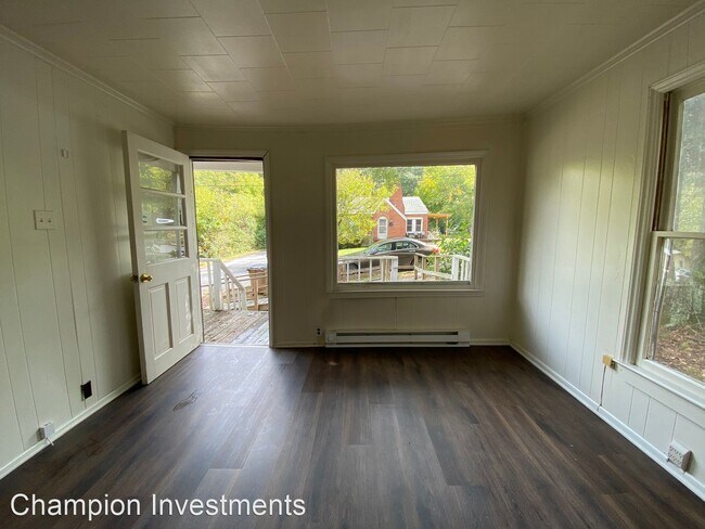Foto del edificio - 2 br, 1 bath House - 119 Dover St.