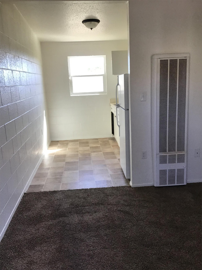 Foto del edificio - 2620 N Juniper Ave