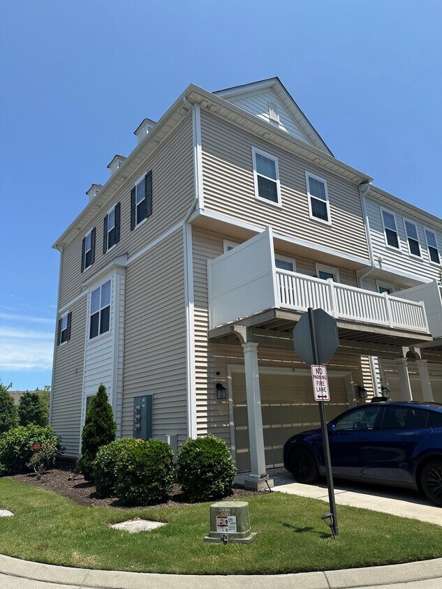 Foto del edificio - 4217 Clarendon Wy