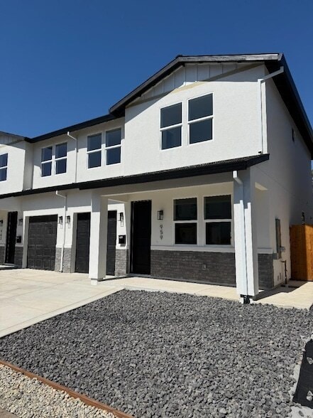 Primary Photo - 963 Olive Br Pl