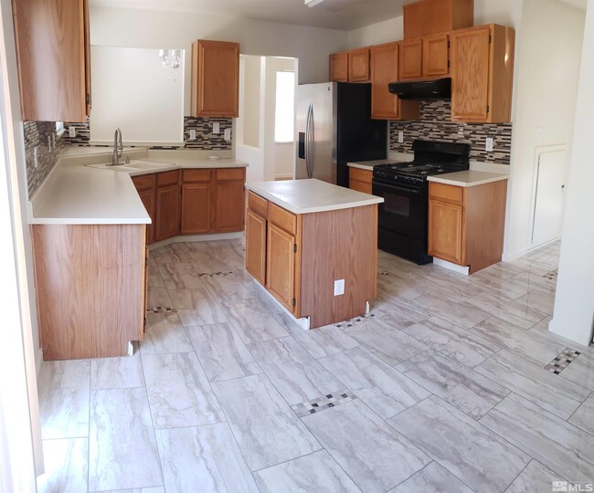 Building Photo - 5095 Cassandra Way