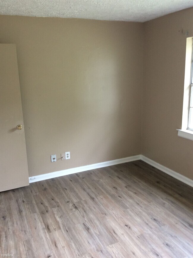 Foto del edificio - 3 br, 2 bath House - 4535 Wimbledon Road