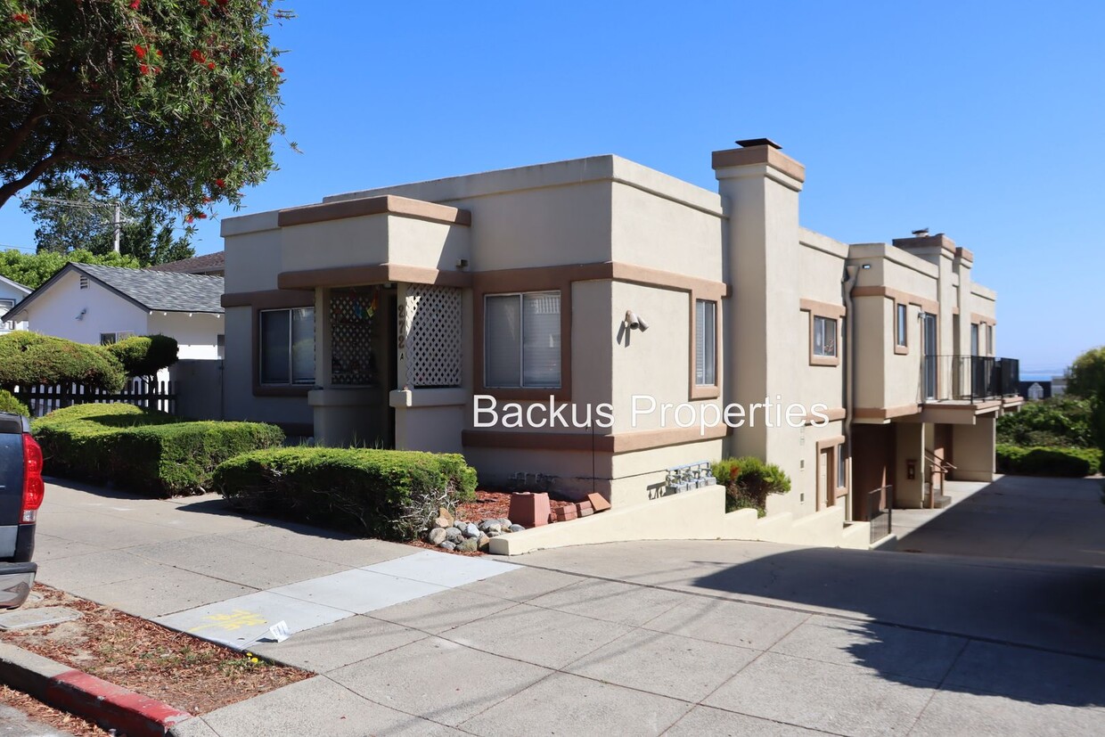 Foto principal - 272 Hawthorne St