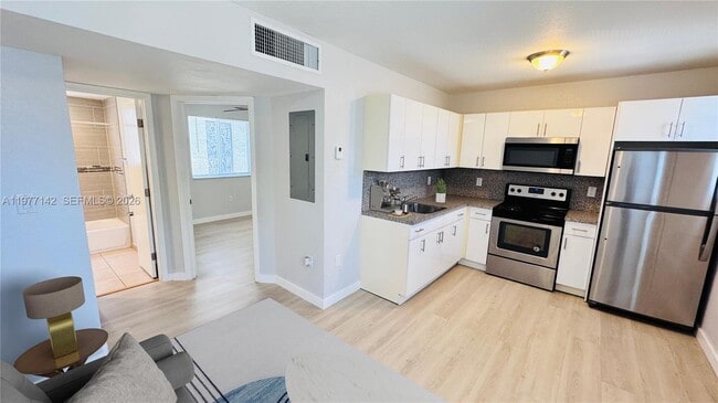 Foto del edificio - 1737 NW 3rd Ave