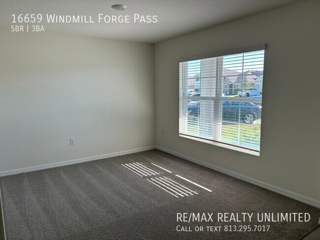 Building Photo - SECTION 8 WELCOME! 16659 Windmill Forge Pa...