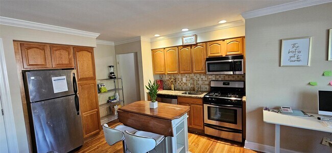 Foto del edificio - 237 N Middletown Rd