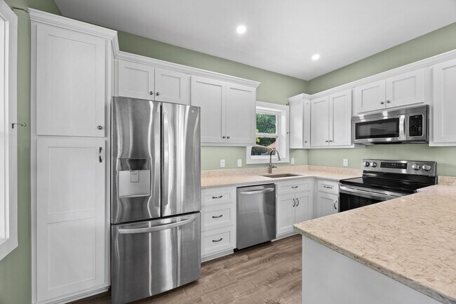 Foto del edificio - 10188 Russellville Rd