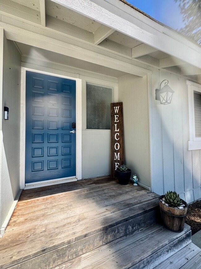 Building Photo - 4425 Sierra Springs Dr