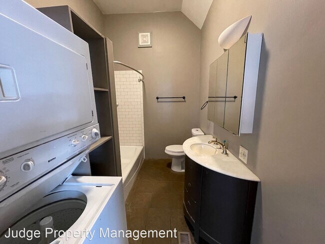 Foto del edificio - 3 br, 2 bath House - 413 E 36th St