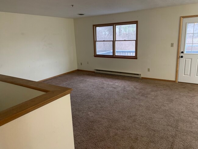 Building Photo - 920 Fairwinds Ct