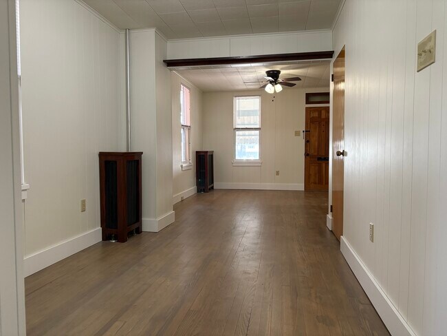 Foto del edificio - 341 High St