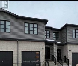 Building Photo - 307 Chapel Hill Dr