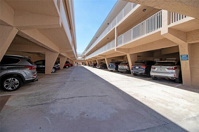 Foto del edificio - 3100 Gulf Blvd