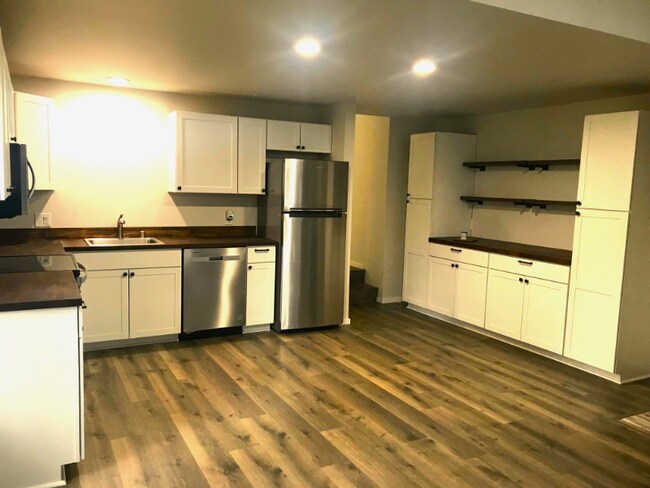 Foto del edificio - 7806 Birch Bay Dr
