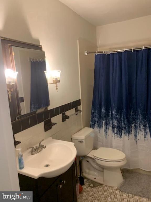 Foto del edificio - 2045 N 63rd St