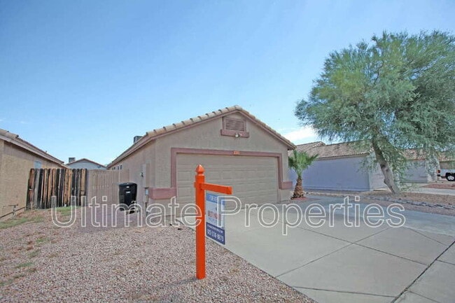 Building Photo - 3232 W Lone Cactus Dr