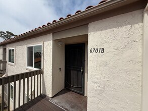 Building Photo - 6701 Paseo del Norte