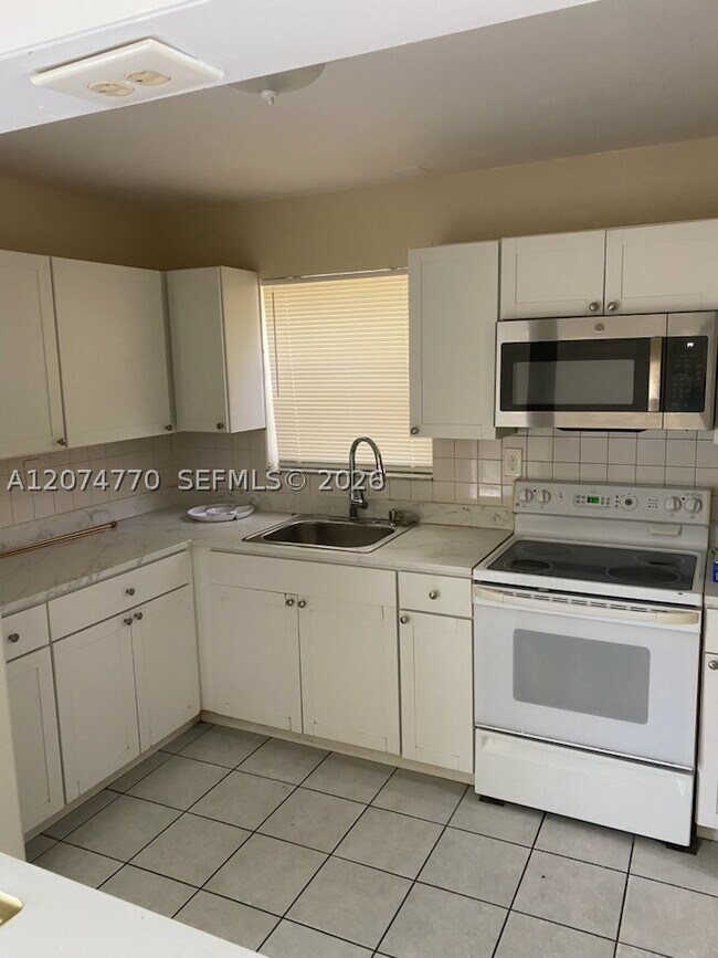 Foto del edificio - 27922 SW 130th Ct