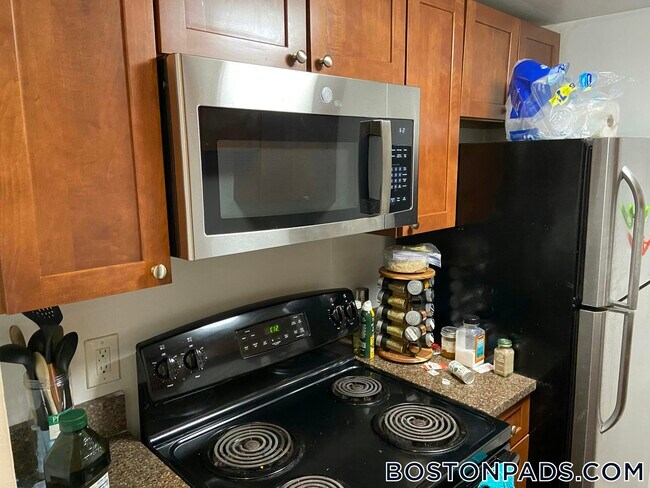 Foto del edificio - 772 Columbus Ave