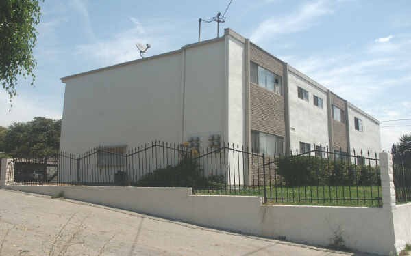Building Photo - 321 W Lambert Rd