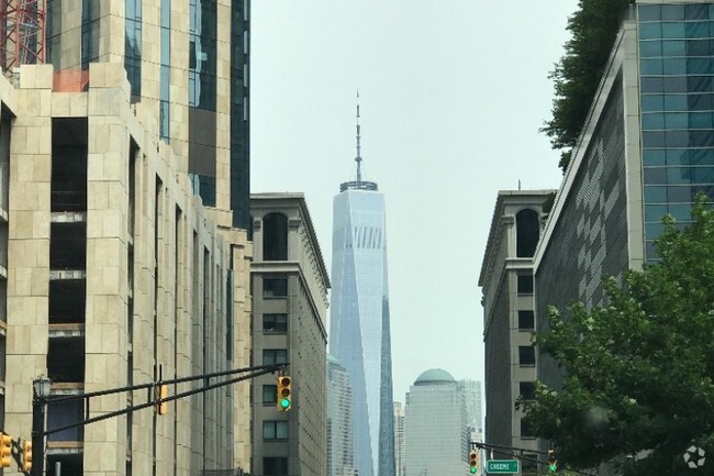 Building Photo - 183 Montgomery St