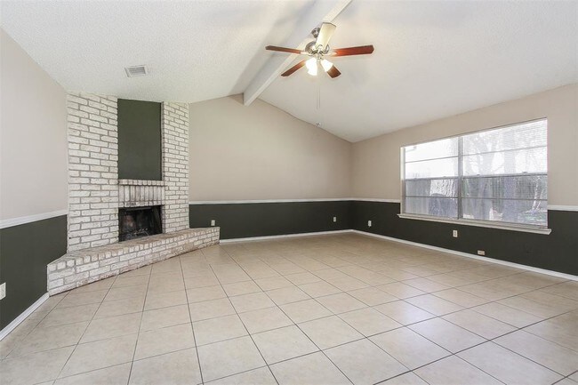 Building Photo - 5403 Sherrylee Ln