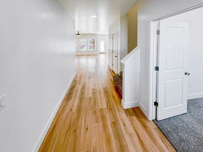 Foto del edificio - 3298 E Crimson Ridge Dr
