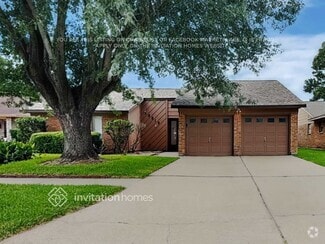Building Photo - 16519 Cairngorm Dr