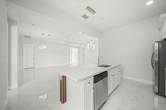 Foto del edificio - 9 NW 14th Pl