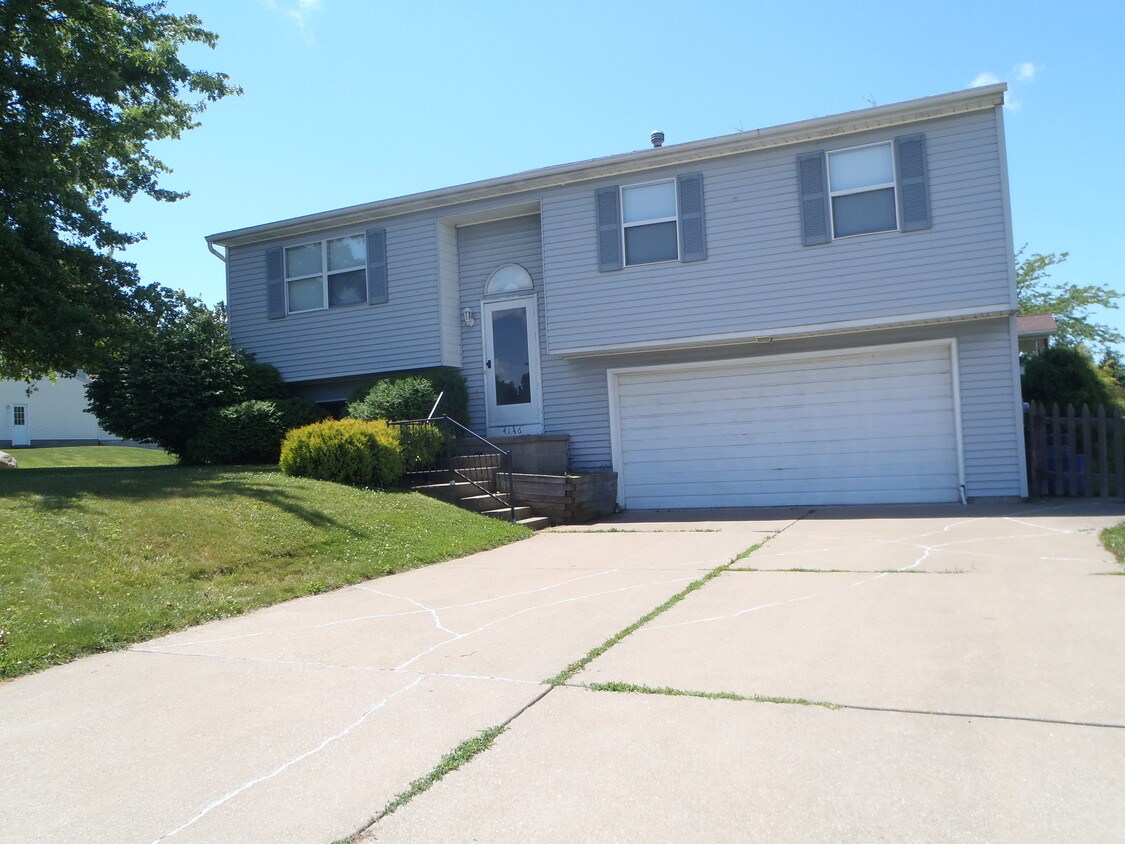 4146 Amherst Rd, Erie, PA 16506 House Rental in Erie, PA