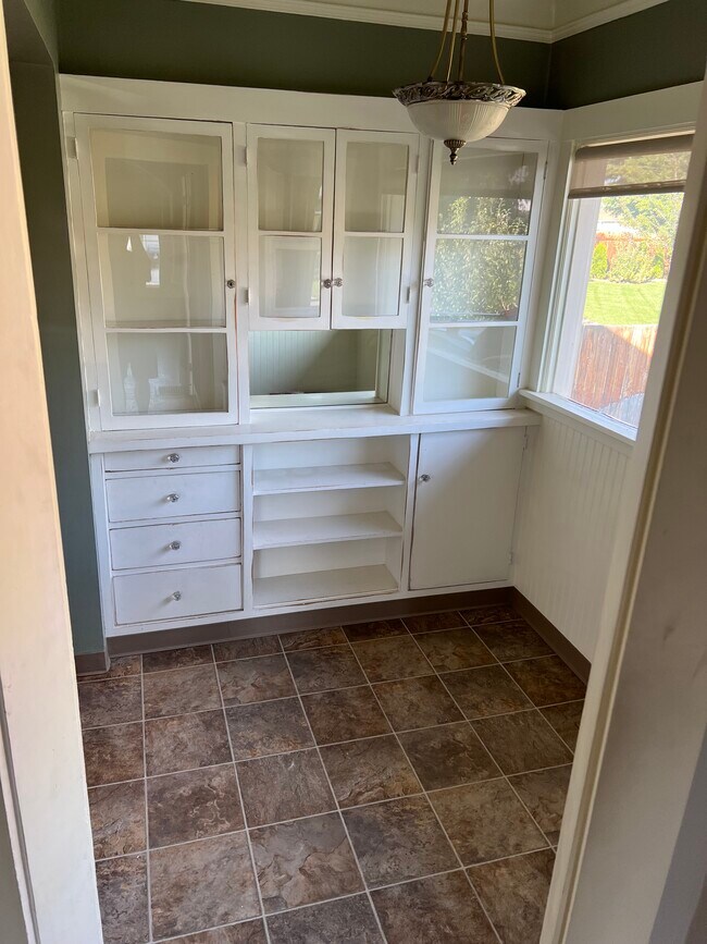 612 S 25th Ave, Yakima, WA 98902 House Rental in Yakima, WA