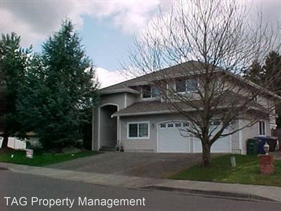 Primary Photo - 5 br, 3 bath House - 1818 Chelan Pl NE