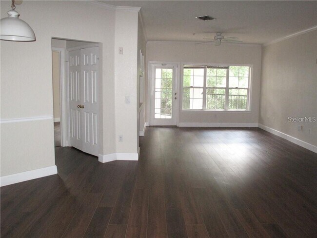 Building Photo - 3593 Conroy Rd