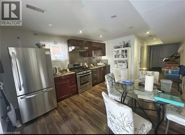 Photo du bâtiment - 921 Audrey Pl