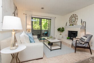 2BR, 2BA - 1090SF - Reserve at Peachtree Corners