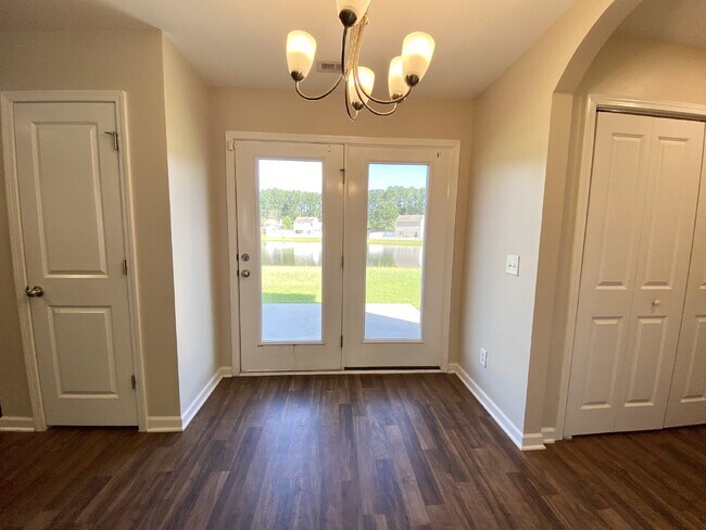 Foto del edificio - Charming Home for Rent in Southern Oaks!