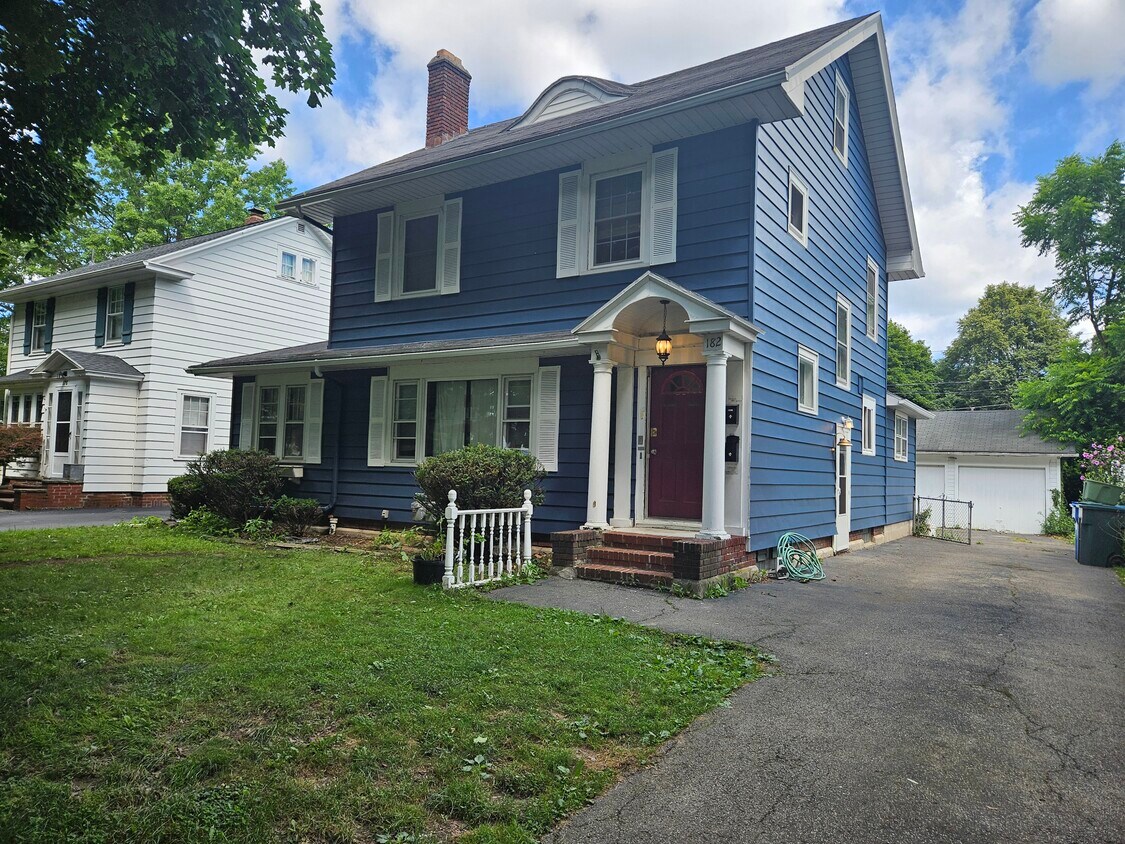 Primary Photo - 182 Elmtree Rd