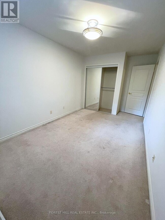 Building Photo - 11 Everson Dr