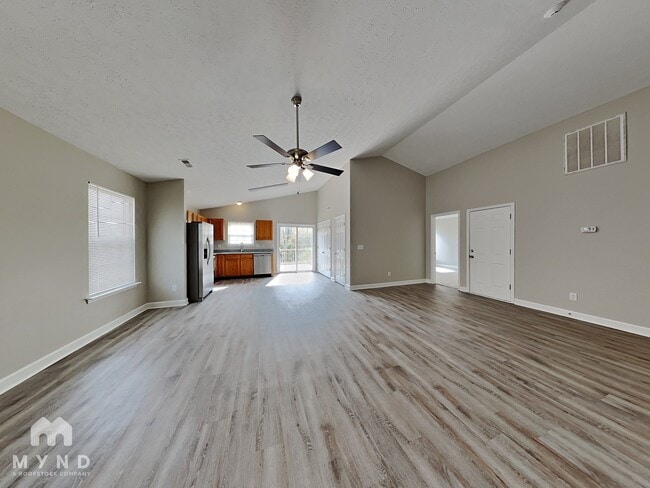 Building Photo - 440 Scotts Creek Trail