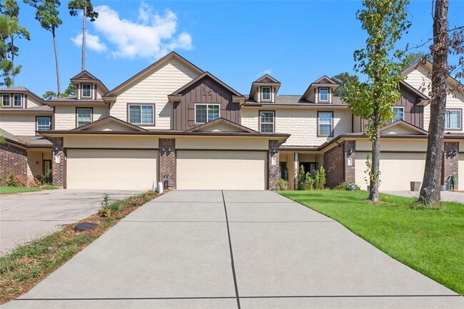 Building Photo - 15536 Marina Dr
