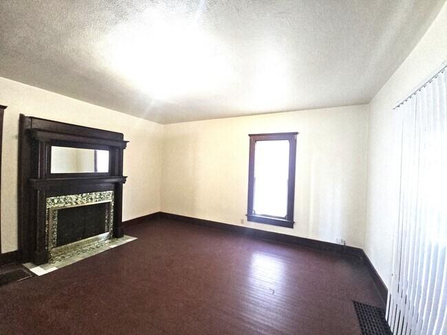 Sala de estar - 106 Cherry St