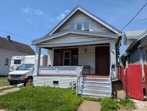 Building Photo - 36 Cornwall Ave