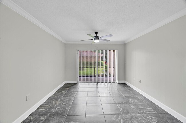 Foto del edificio - 3606 NW Adriatic Ln
